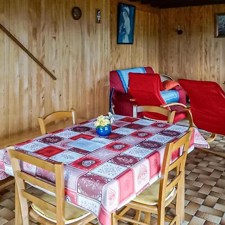 3 Bedroom Lovely In Pontarlier *